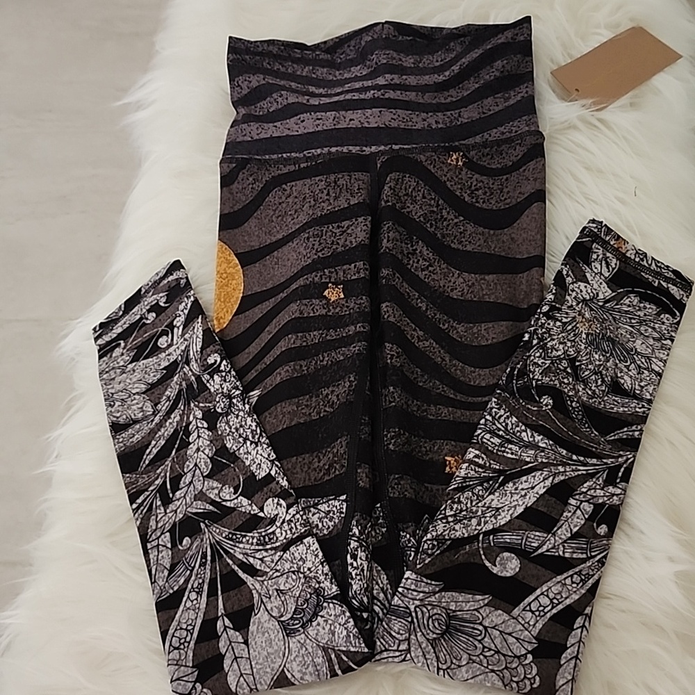 🌒🌟🌚🌛✨️Niyama Sol Luna Batefoot Leggings XS, BNWT🏷 - Picture 16 of 16